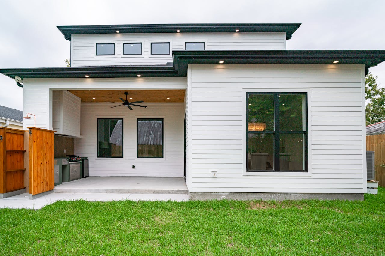 Sleek modern patio view of a New Orleans home showcasing contemporary design.